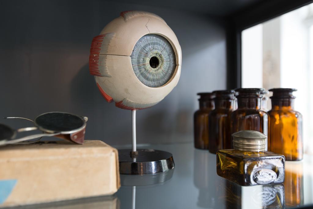Eye Hotel Utrecht Exterior photo